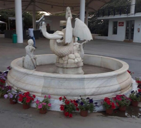 Sophisticated Indian Marble Fountain - Image 2